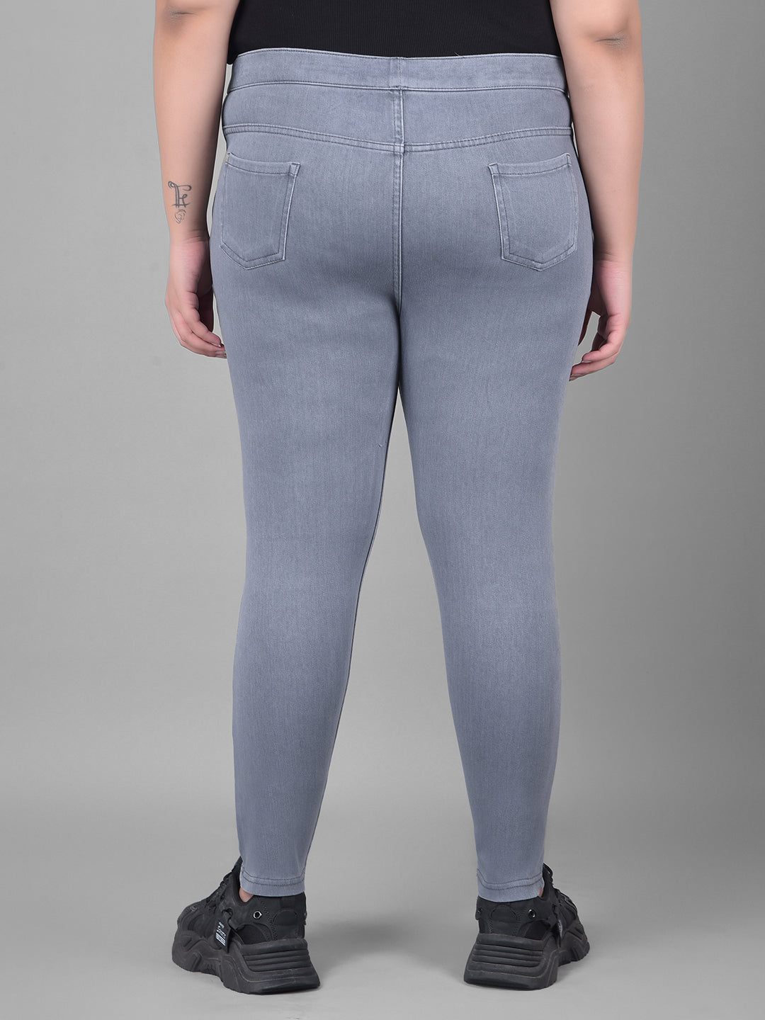 Plus size fashion grey jeans